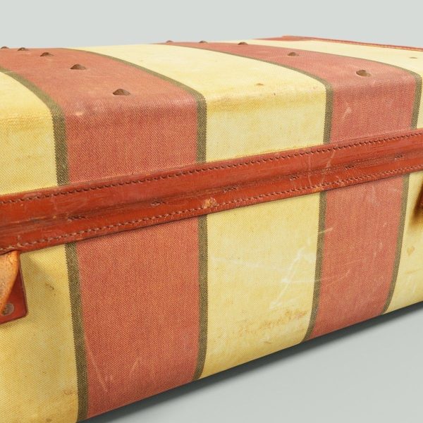 12 Vintage Suitcases Retro Valise Collection