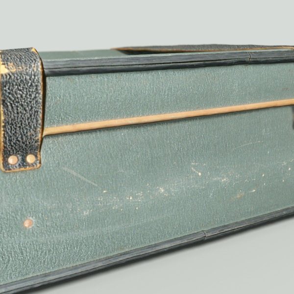 12 Vintage Suitcases Retro Valise Collection
