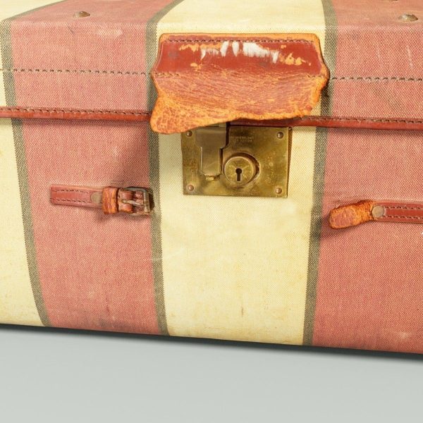 12 Vintage Suitcases Retro Valise Collection