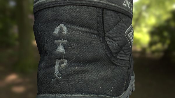 16 low poly boots
