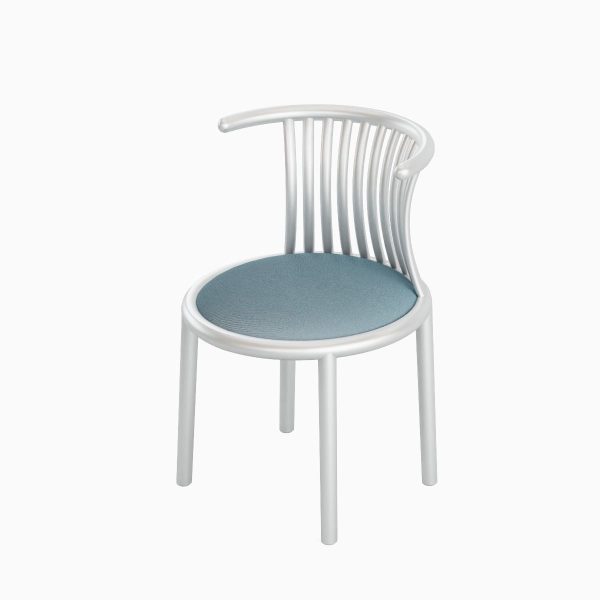 Curved Iron Chair 01