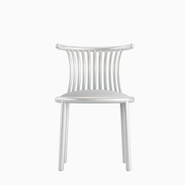 Curved Iron Chair 04