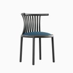 Curved Iron Chair B 01