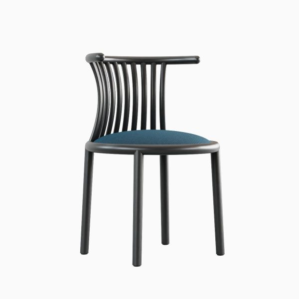 Curved Iron Chair B 01