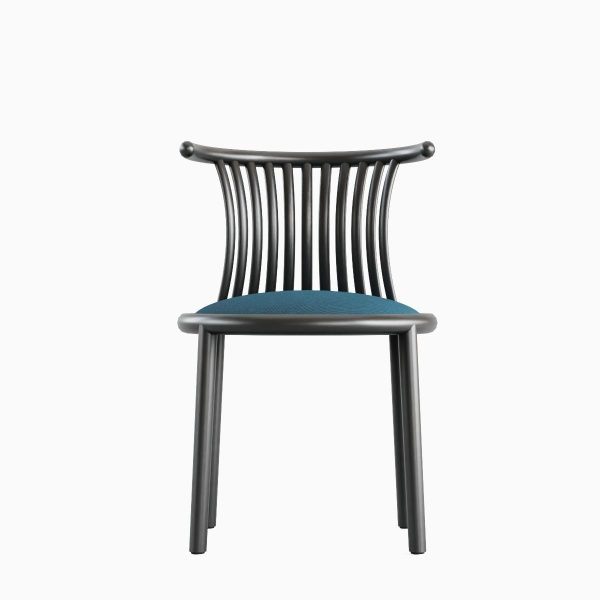 Curved Iron Chair B 01