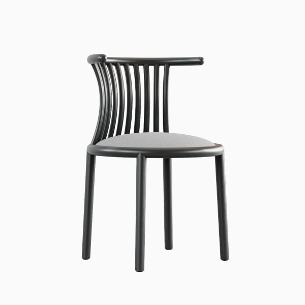 Curved Iron Chair B 03