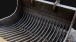 Grille shovel