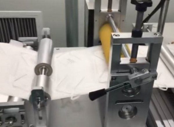 N95 mask production machine