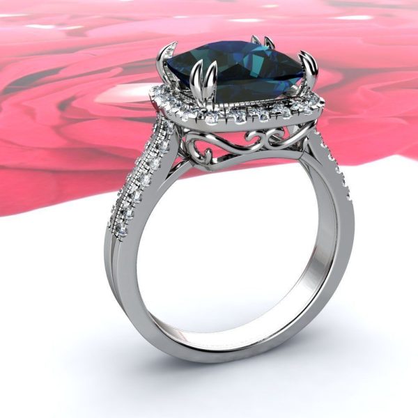 SAPPHIRE RING