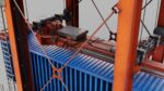 Straddle carrier