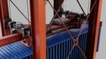 Straddle carrier