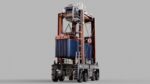 Straddle carrier