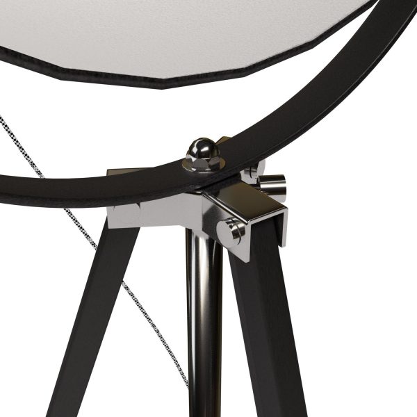 Tripod Lamp