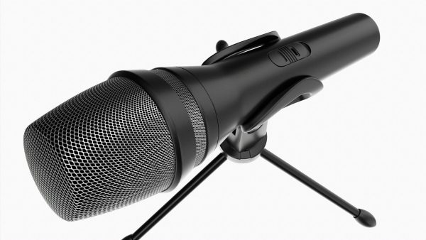 Vocal microphone with tripod